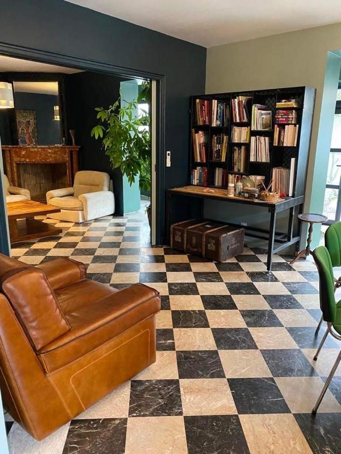 ホテル La Casa Sanills Saint-Hippolyte  エクステリア 写真
