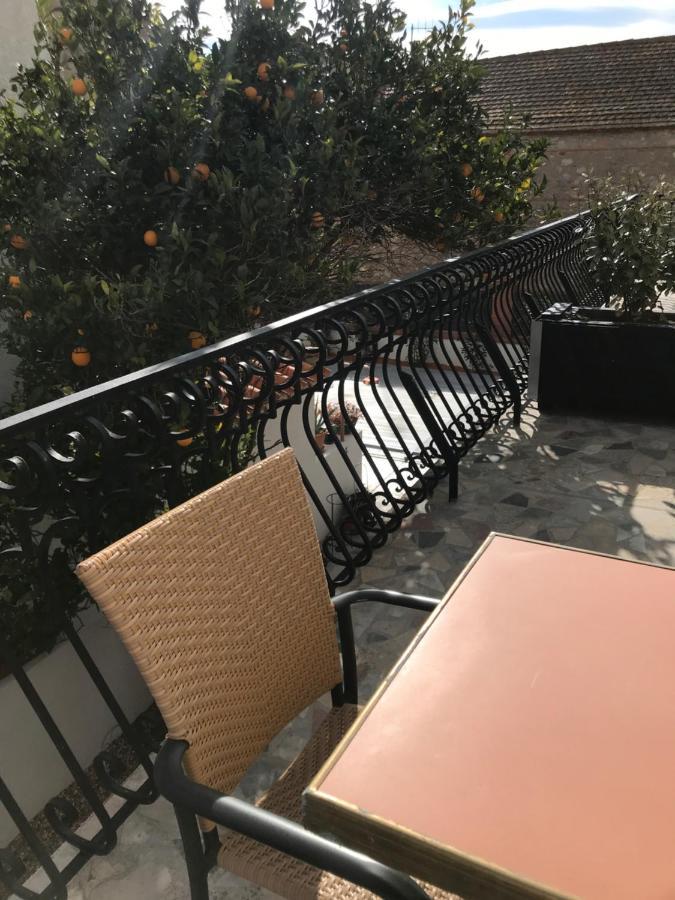 ホテル La Casa Sanills Saint-Hippolyte  エクステリア 写真