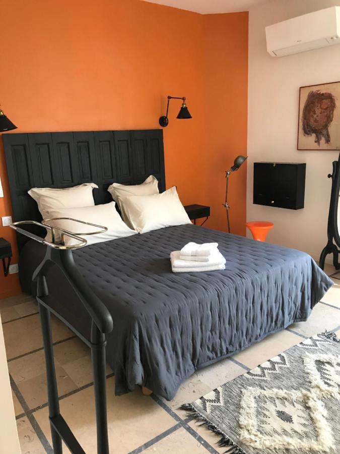 ホテル La Casa Sanills Saint-Hippolyte  エクステリア 写真