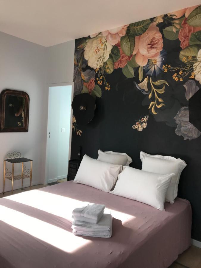 ホテル La Casa Sanills Saint-Hippolyte  エクステリア 写真